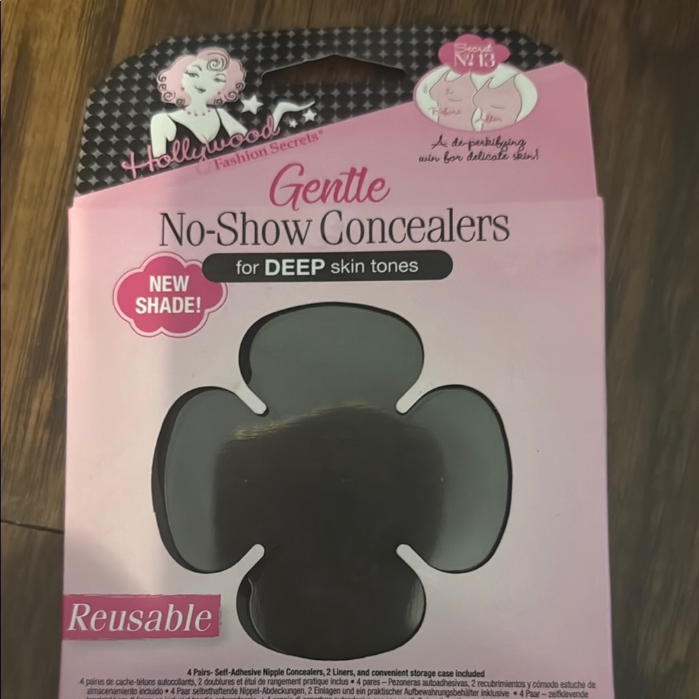 Hollywood Fashion Secrets No-Show Concealers